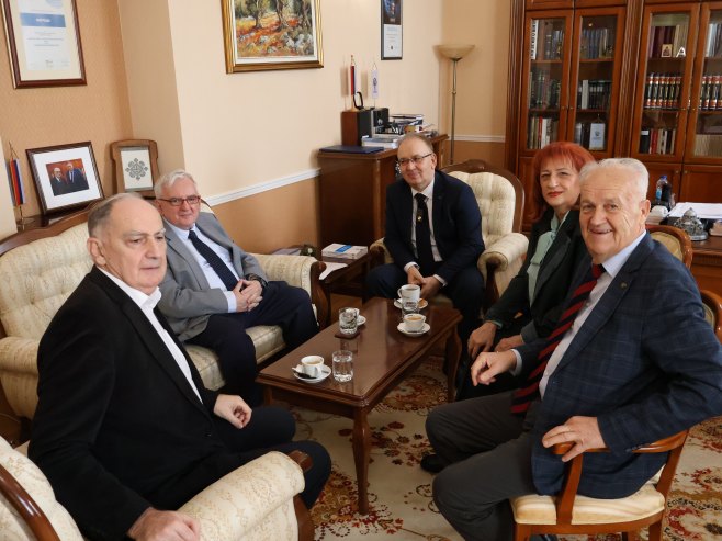 Посјета генералног секретара САНУ академика Лалића