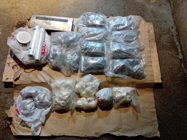 У Београду заплијењени хероин и кокаин вриједни око 350.000 евра