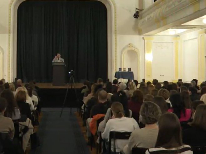 "Вече са Ненадом Гуглом" у Бањалуци (ВИДЕО)