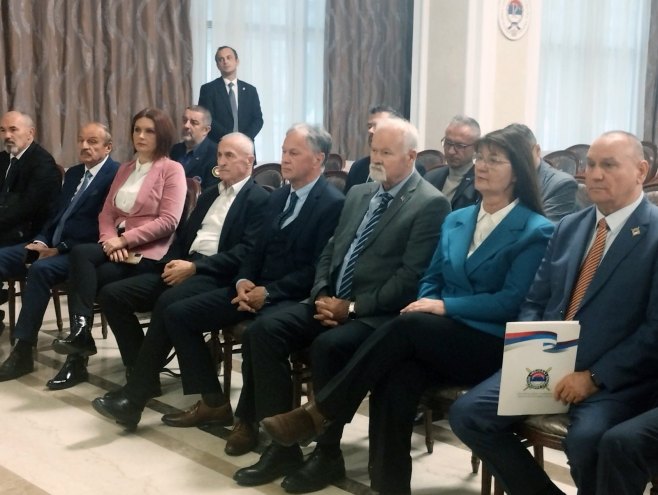 Минић - удружења проистеклих из Одбрамбено-отаџбинског рата (фото: СРНА)