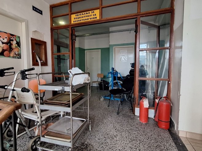 Посљедице пожара у Требињу: Неурологија неупотребљива, пребачена у приземље (ФОТО)