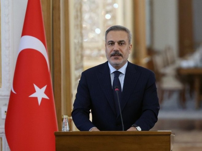 Хакан Фидан (Фото: EPA/ABEDIN TAHERKENAREH, илустрација) - 