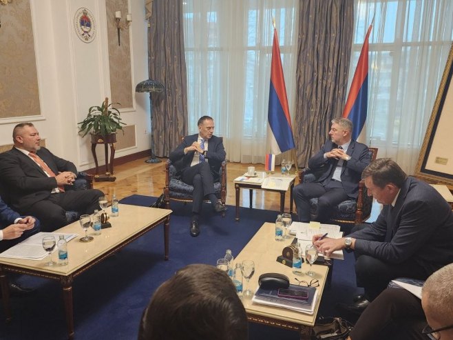 Консултације Владе Српске са представницима Привредне коморе о буџету