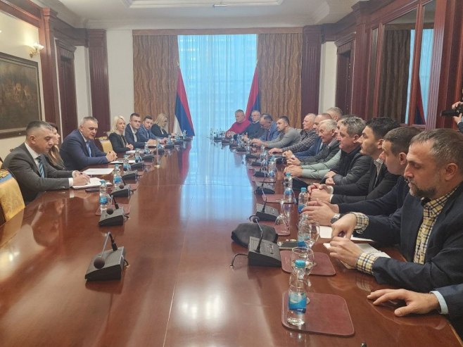 Консултације премијера Српске са више пољопривредних удружења