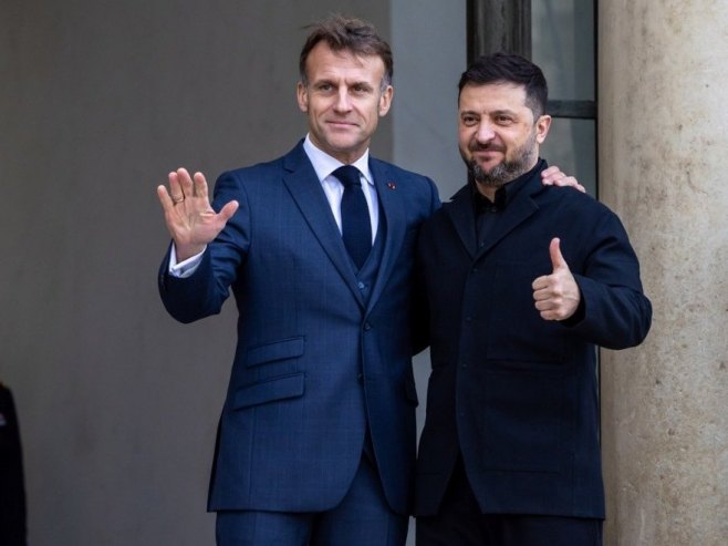 Макрон у понедјељак са Зеленским у Лондону