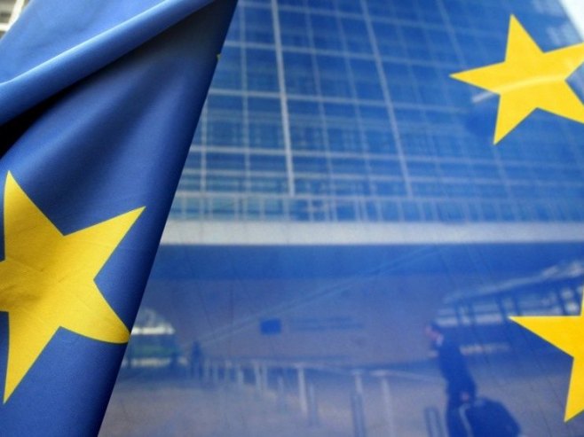 Европска унија (фото: EPA/OLIVIER HOSLET - илустрација) - 