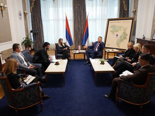 Састанак Минић - Омладински савјет - Фото: РТРС