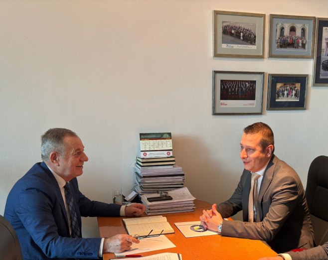 Гогановић и Шиљеговић разговарали о унапређењу ефикасности рада у сектору одбране