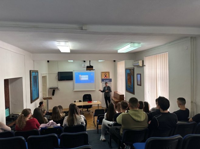 Едукација Бањалука Едукација Бањалука - Фото: Уступљена фотографија