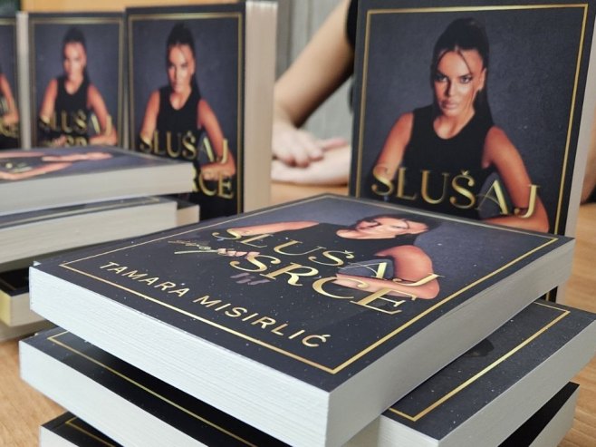 Књига "Слушај своје срце" Тамаре Мисирлић (Фото: РТРС)