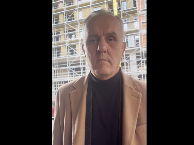 Крњића не занима вишечасовно чекање грађана на ГП Градишка (ВИДЕО) Крњића не занима вишечасовно чекање грађана на ГП Градишка (ВИДЕО)