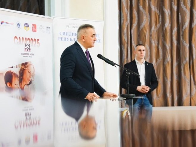 Минић: Влада ће дати максималну подршку при запошљавању жена