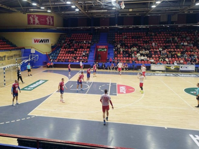 Рукометаши Борца побиједили добојске Слогу