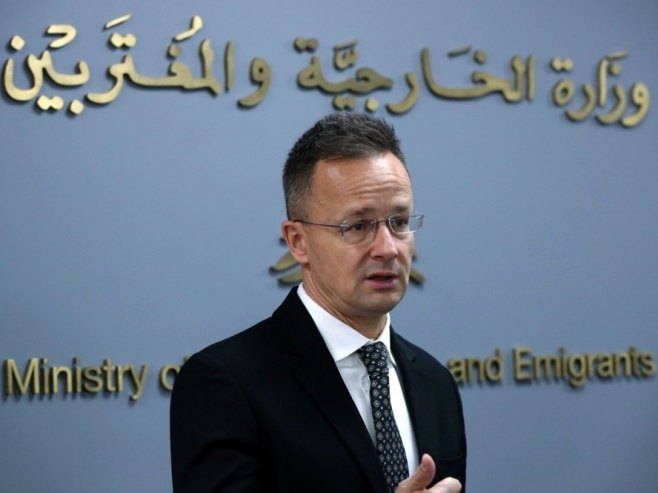 Мађарска купила од Азербејџана 800 милиона метара кубних гаса