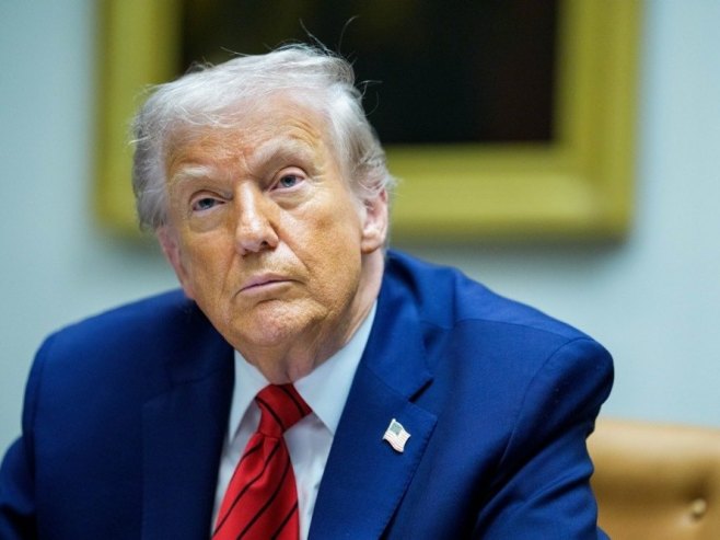 Трамп: Лидери Тајланда и Камбоџе пристали на прекид ватре