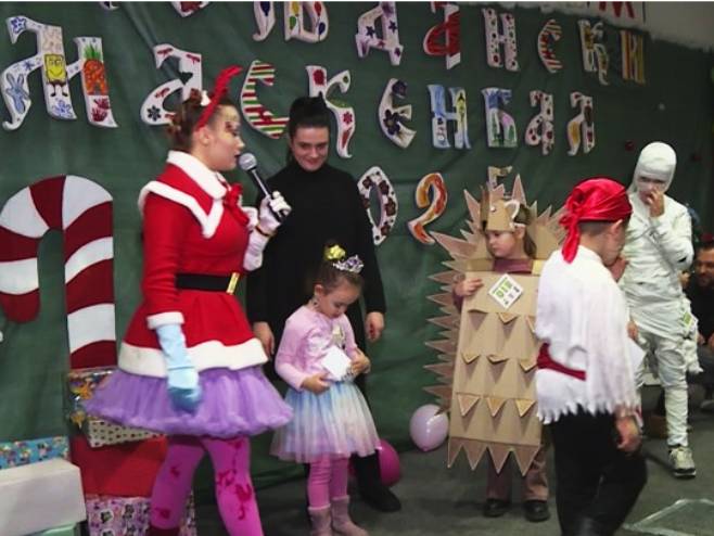 У Новом Граду одржан традиционални Никољдански маскенбал (ВИДЕО)