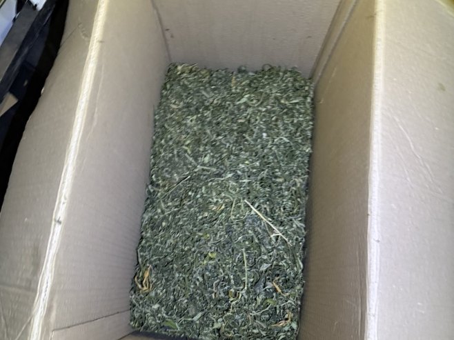 Полиција пронашла скоро четири килограма марихуане, хапшење у Шамцу (ВИДЕО)