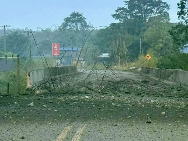 Полицијски час у дијеловима Тајланда угроженим борбама са Камбоџом