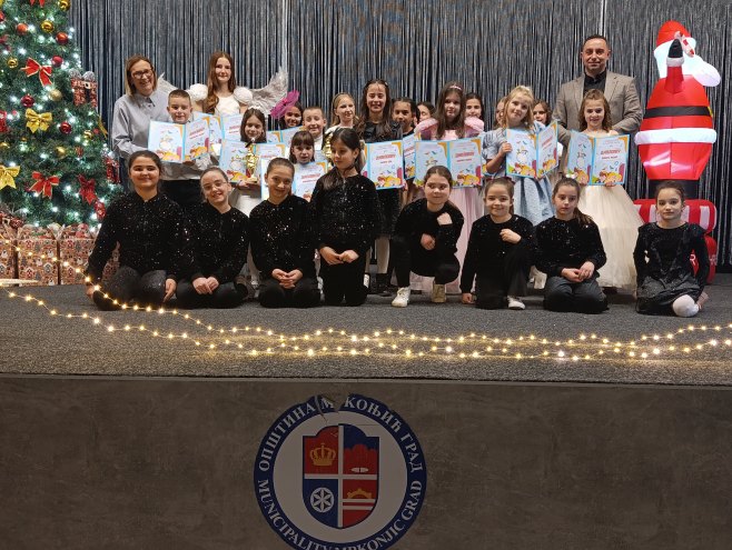 Одржан дјечији фестивал "На крилима пјесме"