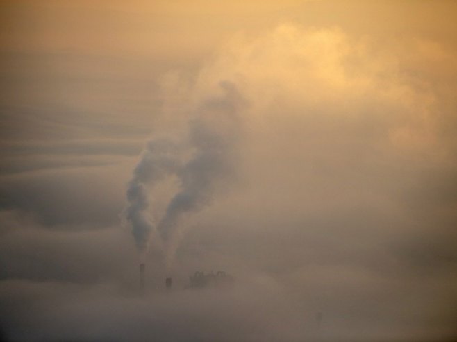 Ваздух опасан у Тузли, грађани да остану кући