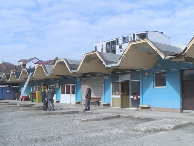 У Братунцу угашене скоро све аутобуске линије ка важнијим центрима