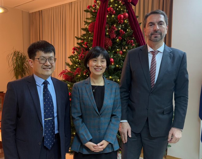 Ли: Кина подједнако развија сарадњу са сва три конститутивна народа у БиХ