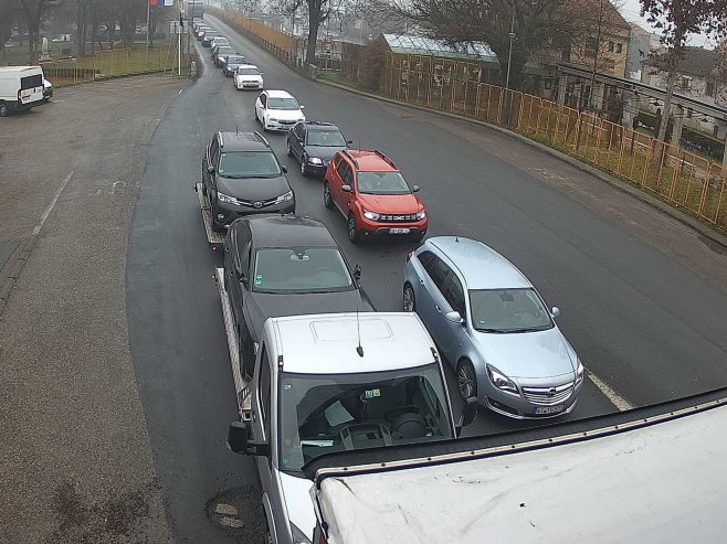 Појачана фреквенција возила на граничним прелазима