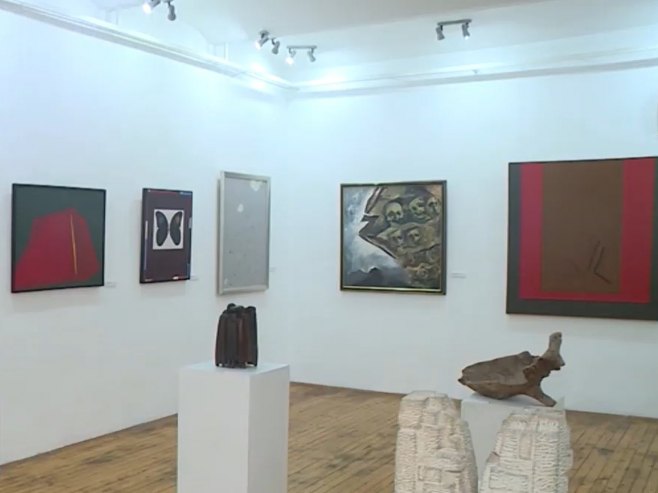 У Новом Граду отворена изложба слика и скулптура са ликовне колоније "Сићево" (ВИДЕО)