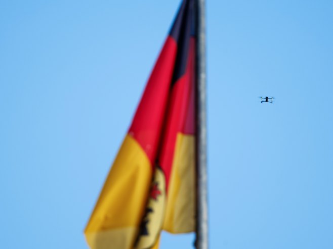 Више од 50 одсто грађана за смањење доласка тражилаца азила