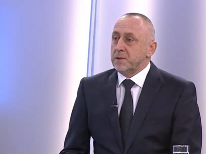 Егић: Измјенама Закона о правима бораца и РВИ унаприједити статус бораца