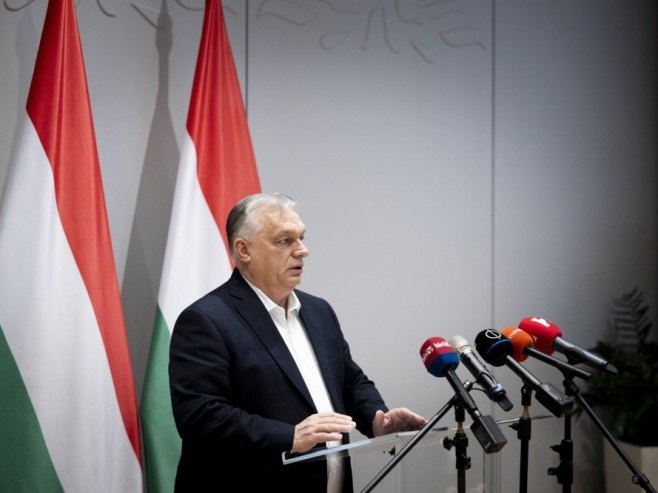 Орбан: Божић ће бити миран, војна пријетња остаје