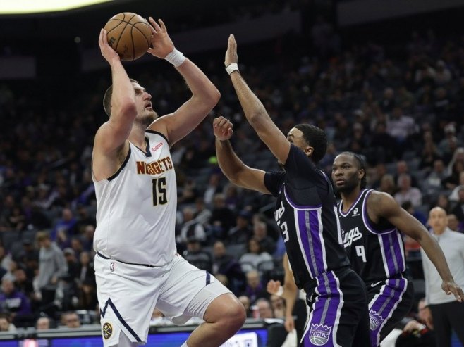 Никола Јокић (фото: архива - EPA/JOHN G. MABANGLO SHUTTERSTOCK OUT) - 