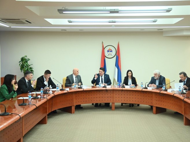 Утврђени одговори Уставном суду Српске у вези са иницијативама којима су оспорени одређени чланови више закона