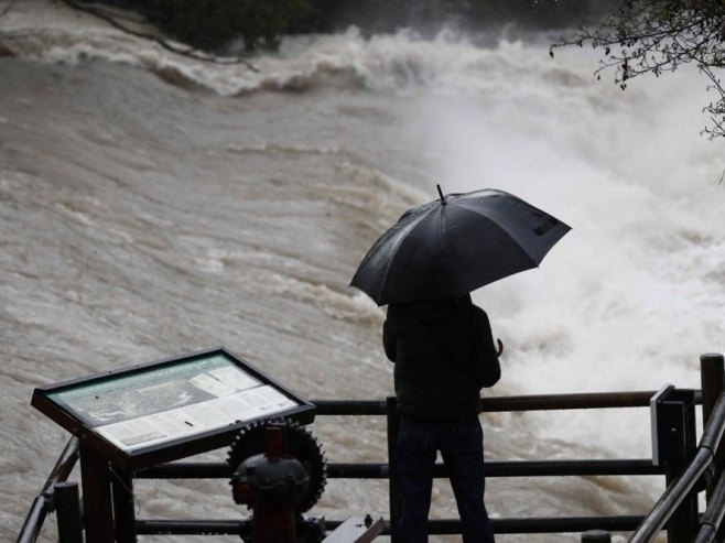 Упозорење за поплаве издато за више од 40 милиона људи