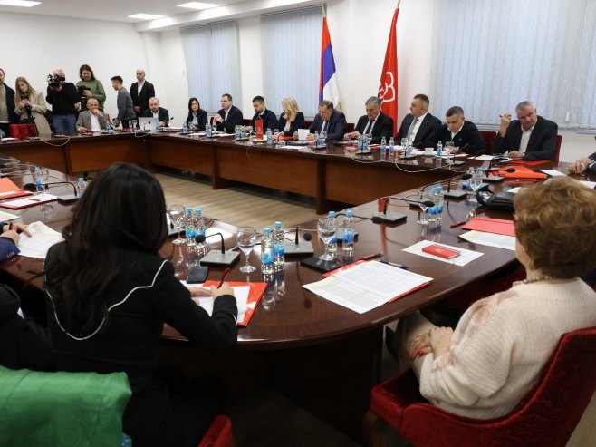 Састанак Извршног комитета СНСД-а, Конференција за новинаре на РТРС