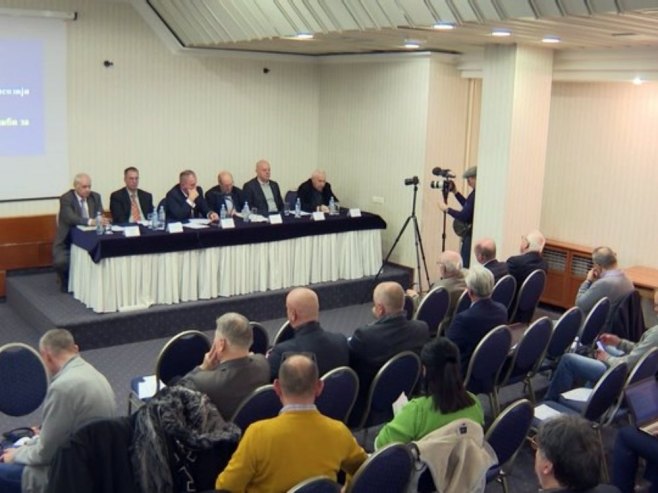 Наставити научну, правну и институционалну борбу за истину о Сребреници, порука конференције у Београду