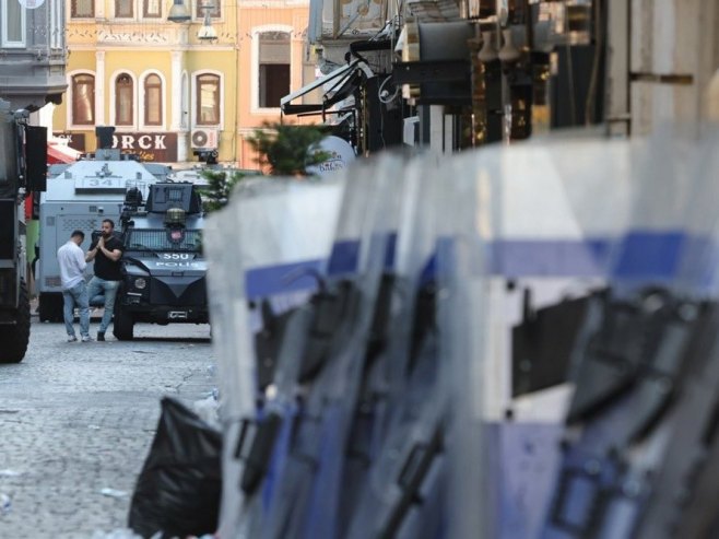 Ухапшено више од 100 припадника "Исламске државе", планирали нападе на Божић и Нову годину (ВИДЕО)