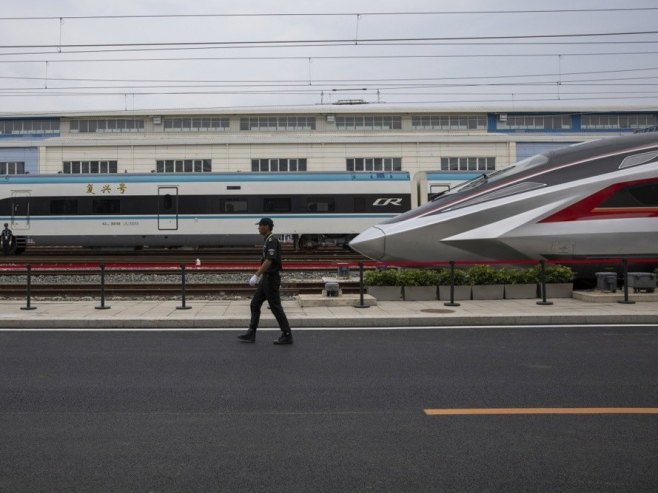 Тестиран кинески воз - достигао рекордну брзину од 800 километара на час