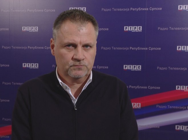 Вујић: Грађани на изборима треба да одлуче ко ће их представљати, а не Лагумџија