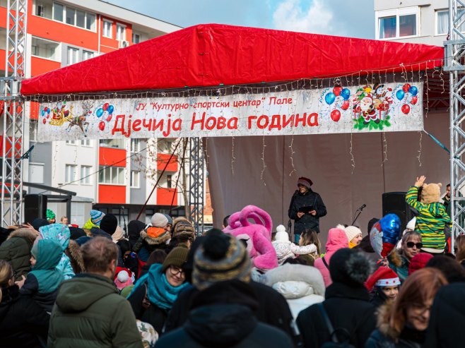 Пале - Дјечија Нова година - Фото: СРНА
