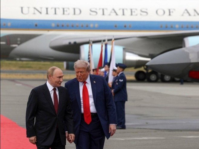 Путин честитао Трампу Нову годину и Божић