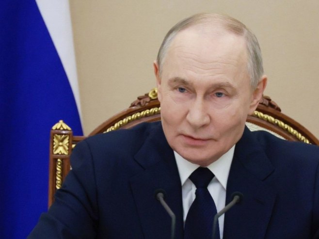 Путин честитао грађанима Нову годину: Руски народ пише нова поглавља