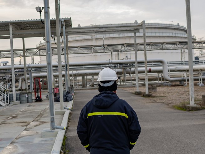 Расписан тендер за изградњу нафтовода између Мађарске и Србије