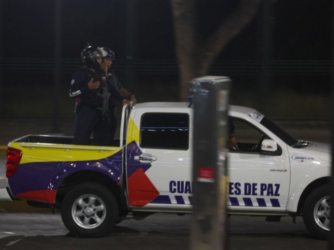 Пуцњава код предсједничке палате у Каракасу (ВИДЕО)