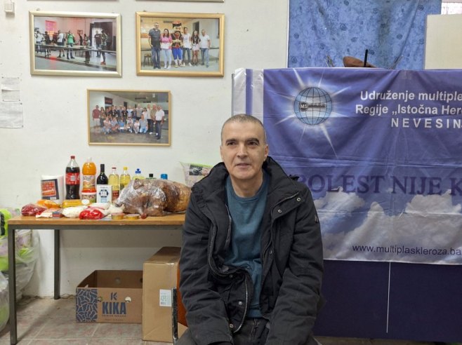 Хуманитарна помоћ за 140 породица и обољелих од мултипле склерозе у Невесињу поводом Божића