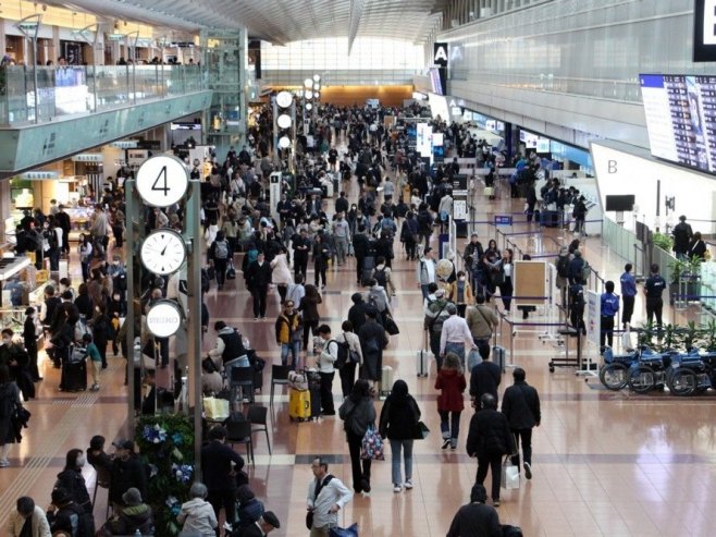 Аеродром (Фото: EPA/JIJI PRESS JAPAN, илустрација) - 