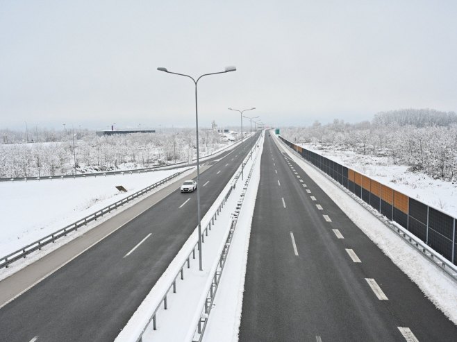 Све дионице ауто-путева у Републици Српској проходне; Саобраћај се одвија нормално (ФОТО)