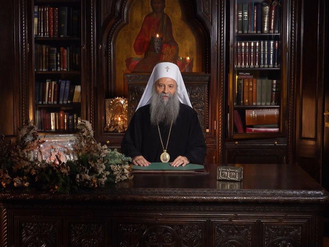 Божићна посланица патријарха Порфирија: Превазиђимо подјеле и пружимо руку једни другима (ВИДЕО)