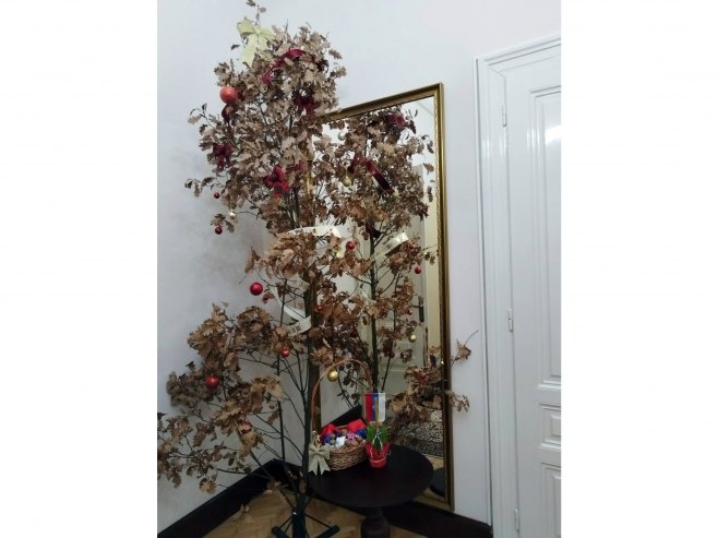 Tрадиционално - бадњак у Kабинету српског члана Предсједништва