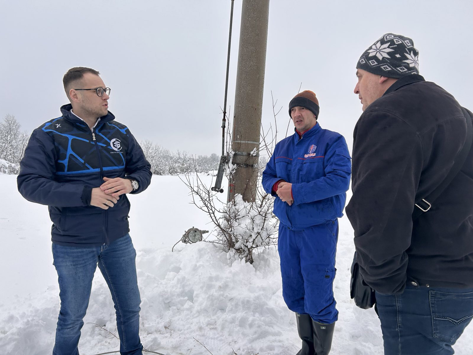 Дежурне екипе "Електро Бијељине" Дежурне екипе "Електро Бијељине" - Фото: СРНА